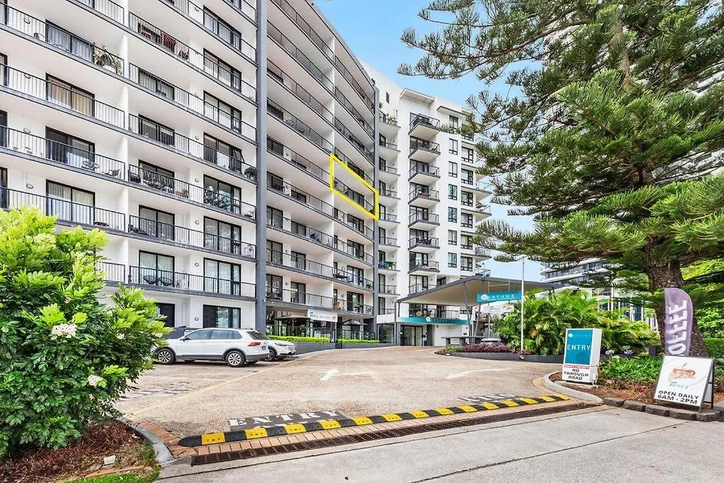 Apartment Broadbeach Beauty Walk To Beach & Free Parking Gold Coast
