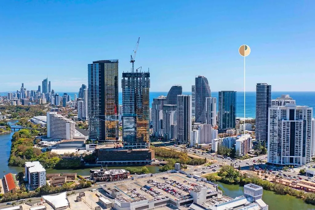 Broadbeach Beauty Walk To Beach & Free Parking Gold Coast Apartment